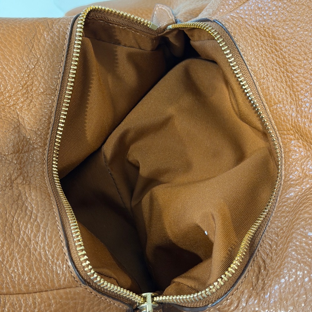 COACH PHOEBE MADISON LEATHER HOBO - Picture 9 of 15